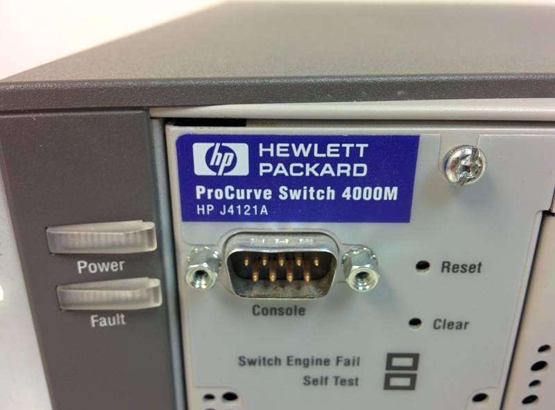 lot 18 image: HP-ProCurve-Switch-4000m-J4121A-with-6x-Modules
