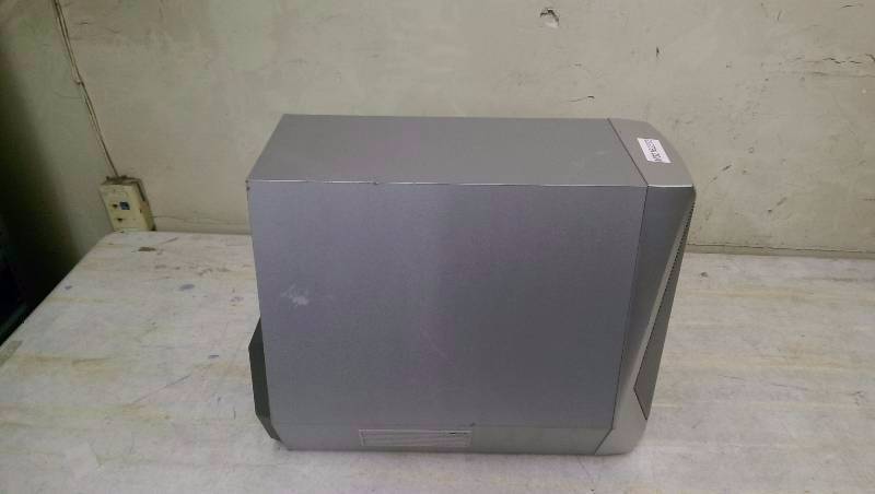 lot 28 image: Panasonic SB-WA930 Active Subwoofer