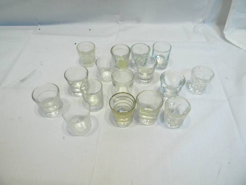 (16) shot glasses