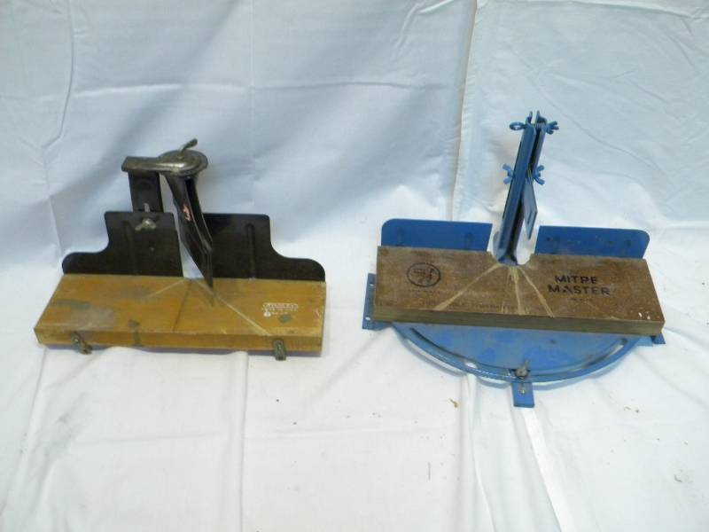 (2)mitre saw brackets