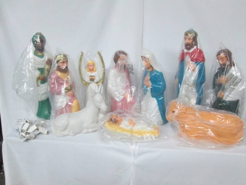 Holidays 22 Nativity 10-pc. Set
