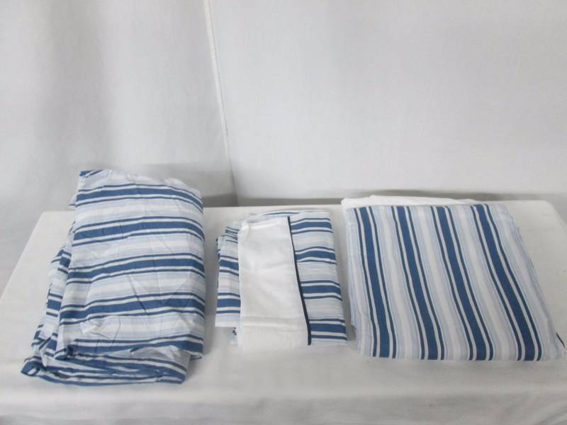 Alcove 200 Count Printed Sheet Set - Queen
