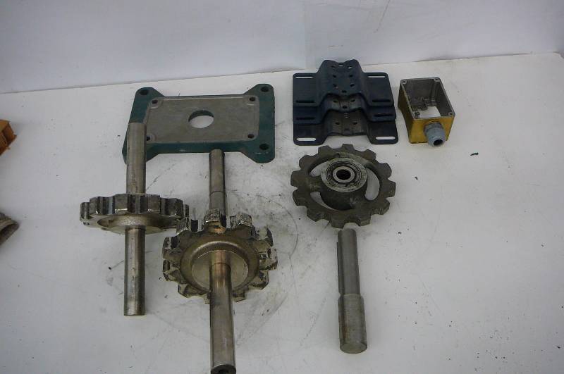 Parts gears - shafts - Motor Mounts