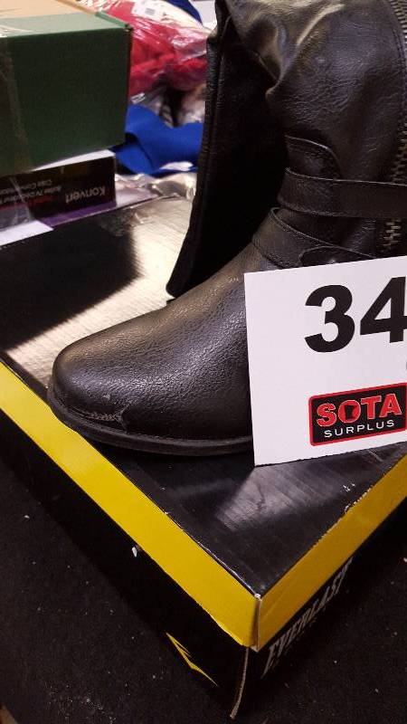 lot 34 image: Rampage Womens Idella Riding Boot Black