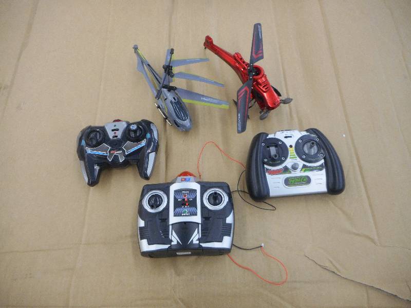 LOT OF RC HELICOTERS