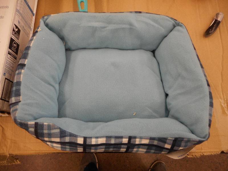 19 INCH RECTANGLE DOGCAT BED