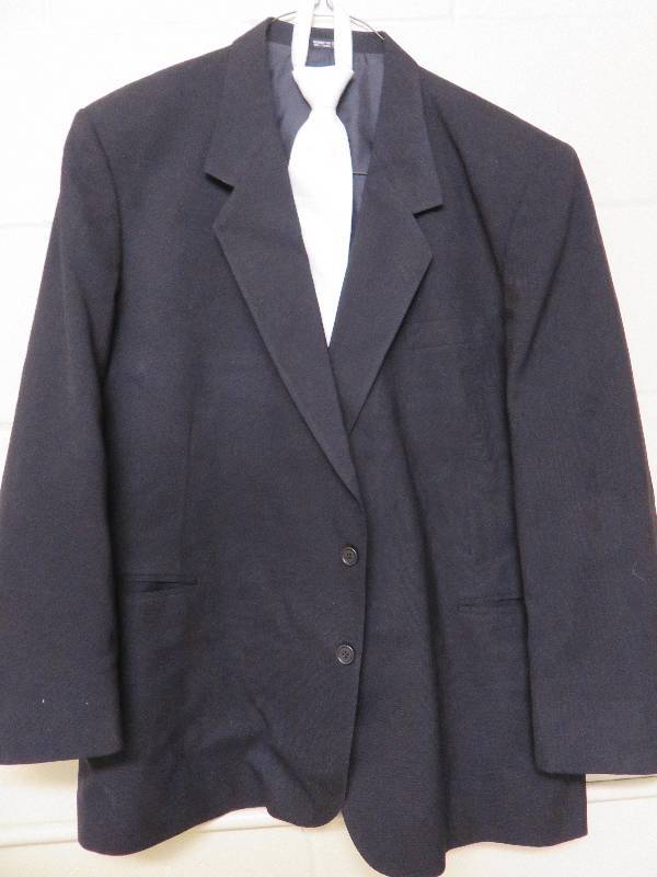 suit coat and tie