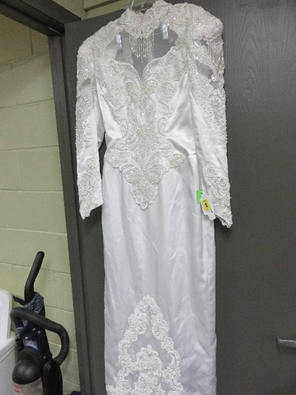 wedding dress