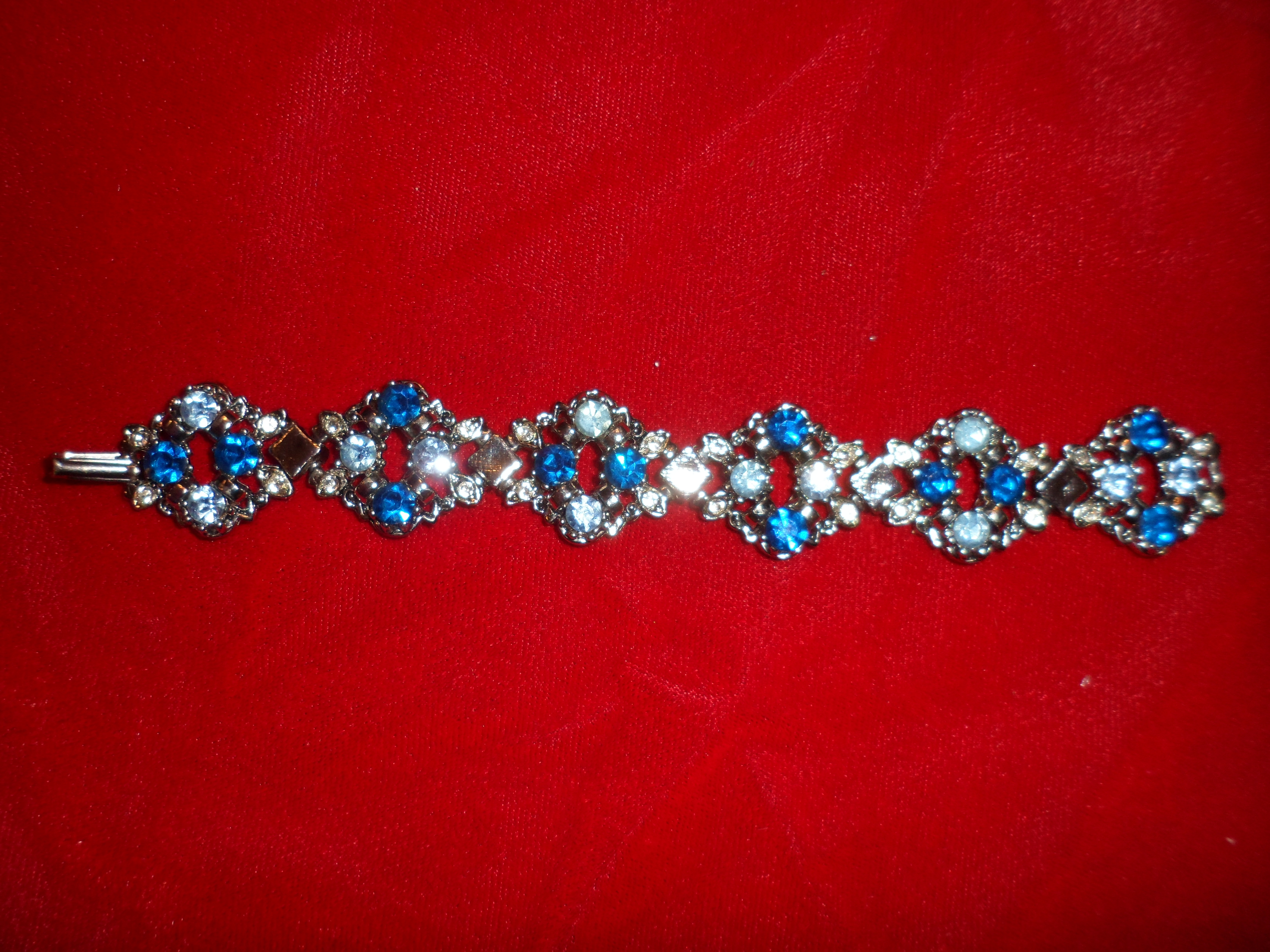 Vintage Costume Jewelry Bracelet
