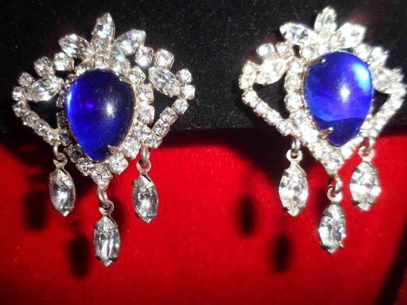 Vintage Costume Jewelry Earrings
