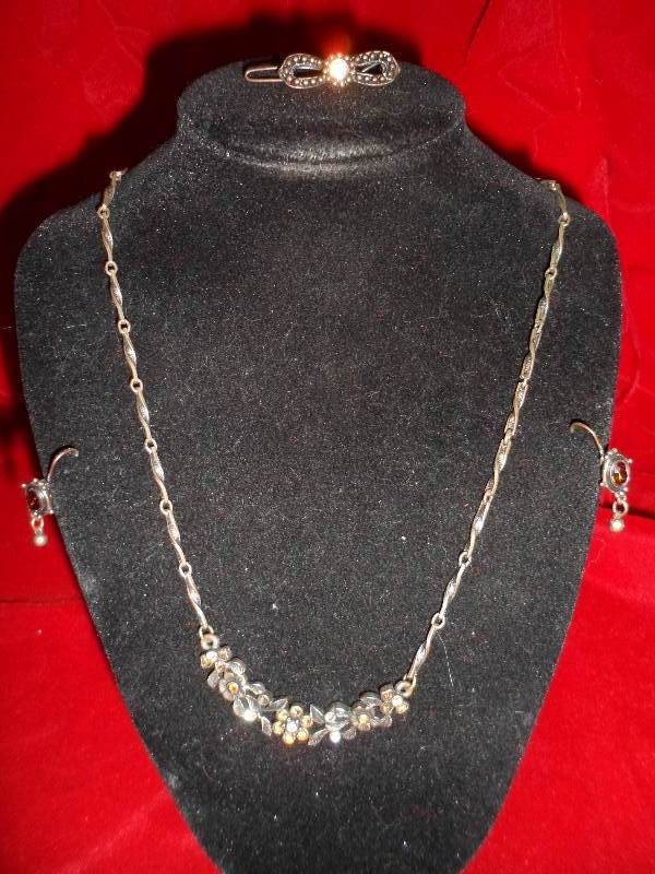 Vintage Looking Necklace, Earrings, & Hair Barrette