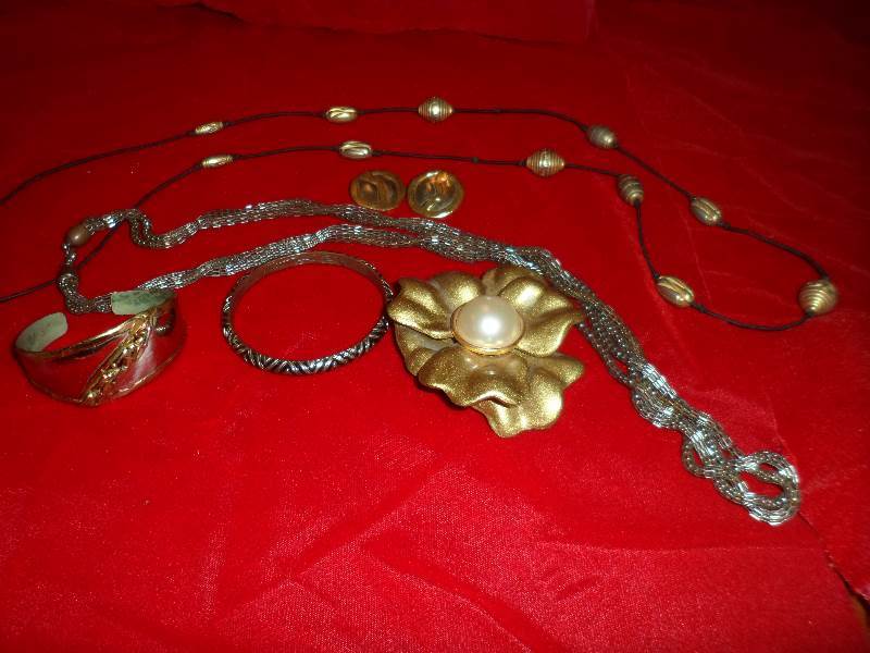 Jewelry Lot