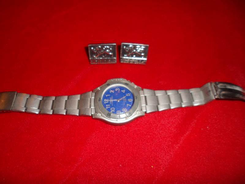 Pair of Mens Cuff Links & Casio Watch