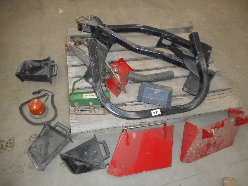 lot 35 image: Pallet Of Assorted Exmark Mower Acc...