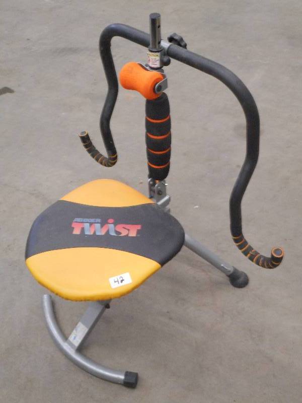 lot 42 image: Twist Ab Exercise Machine ...