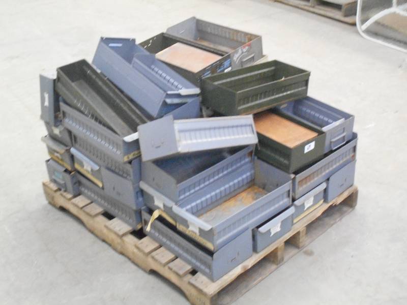 lot 69 image: Pallet Of Assorted Sized Steel Part...
