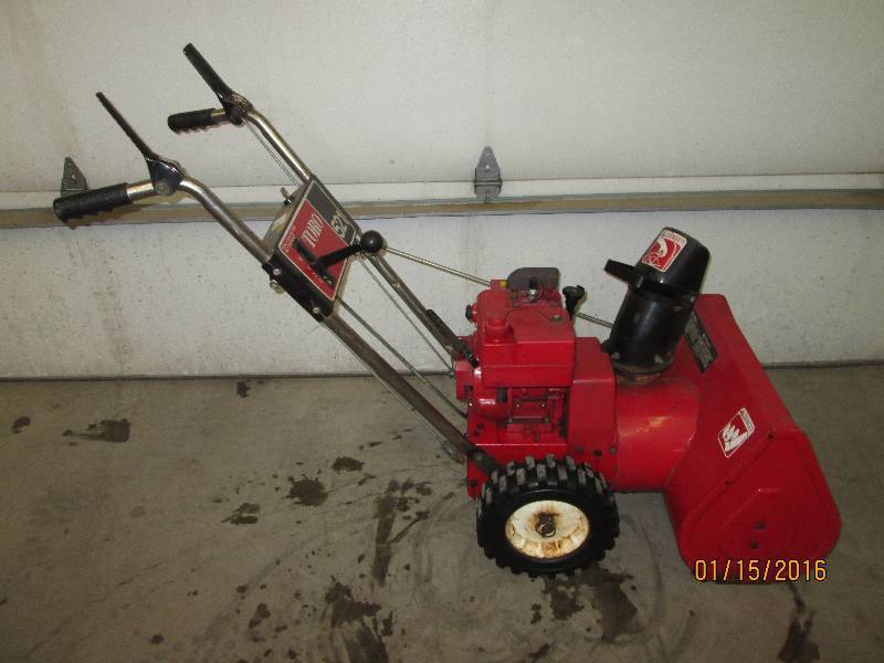 Toro 5HP 21 Snowblower, Runs & Ope...