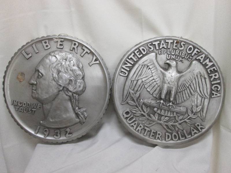 Set of 2 Quarter plaques, 14 12 in...