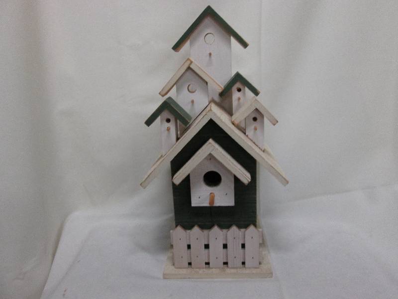 16 inch greenwhite birdhouse...