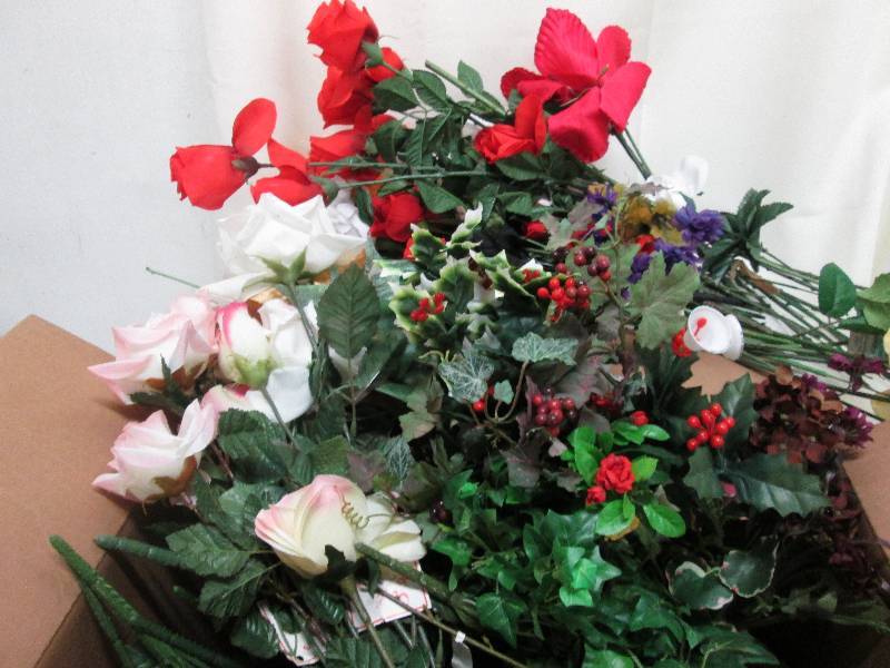 Large lot of artificial flowers inc...