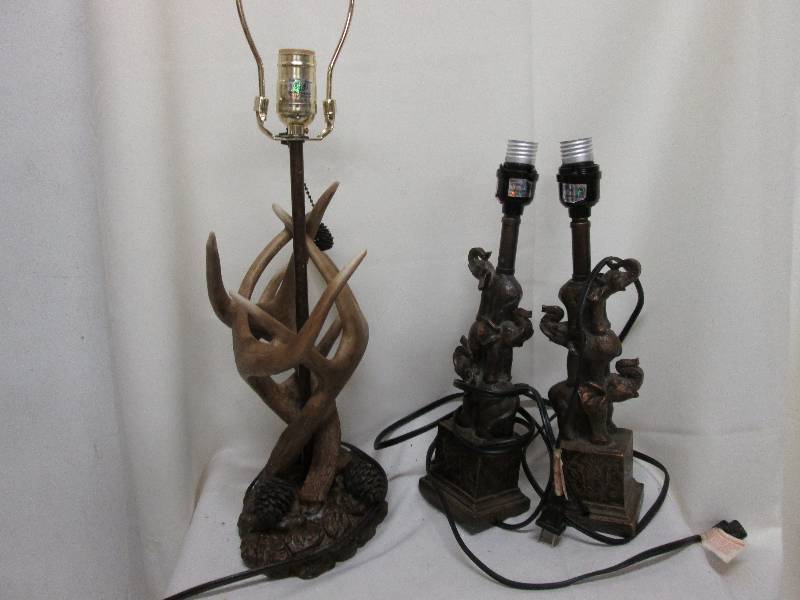 1 antler lamp, 1 pair of bronze ton...