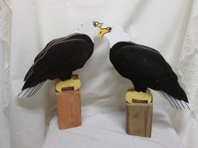 1 pair Eagle wooden outdoor decorat...