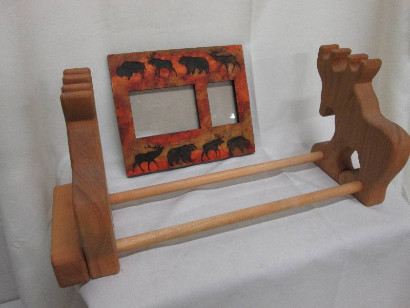 Wild life photo frame, Moose slidin...
