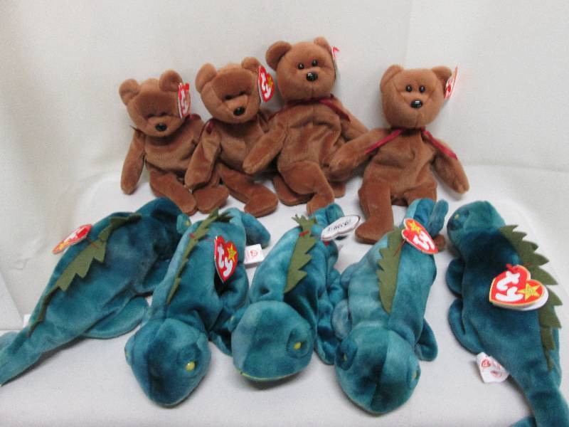 Lot of 4 Ty Teddy bear & 5 Iggy...