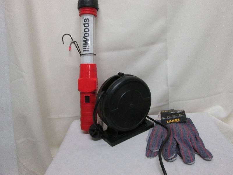 Woods light with retractable cord, ...