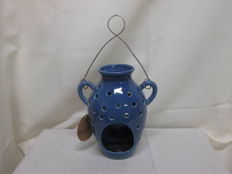 Garden of Friendship Blue Jar Lante...