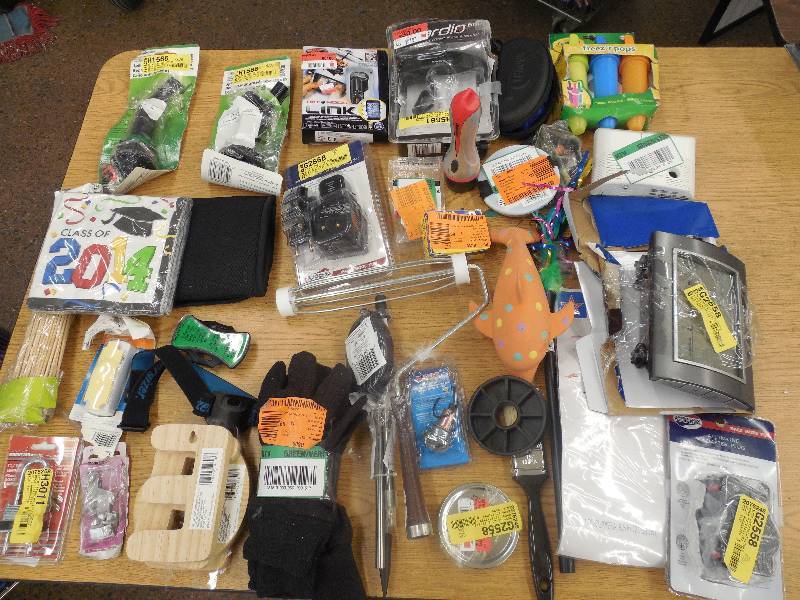 HANDYMAN  HOUSEHOLD RE SELLER LOT