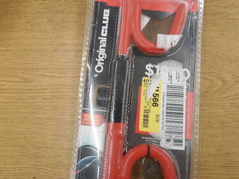 The Club 1000 Original Club Steering Wheel Lock, Red