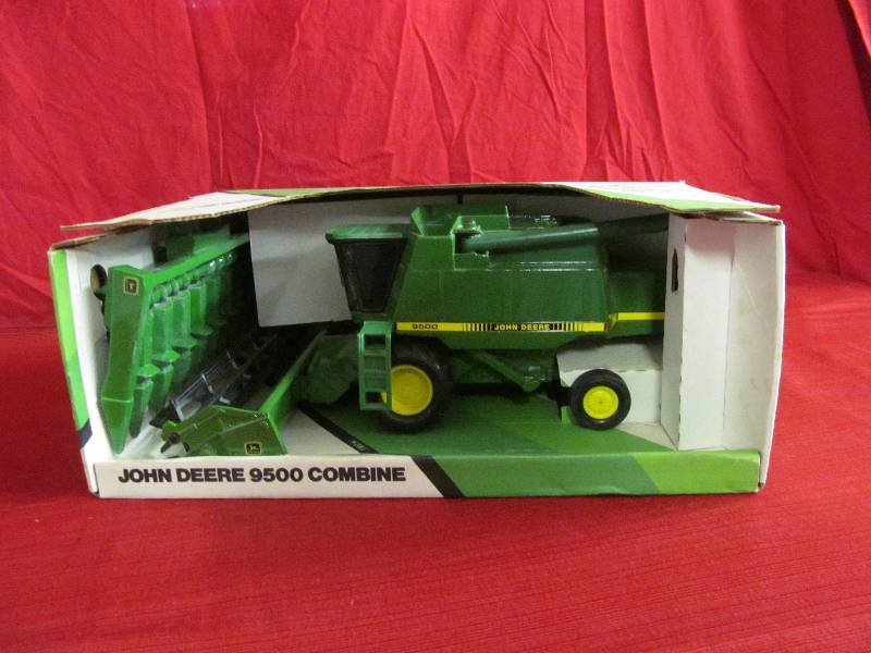 lot 2 image: John Deere combine toy