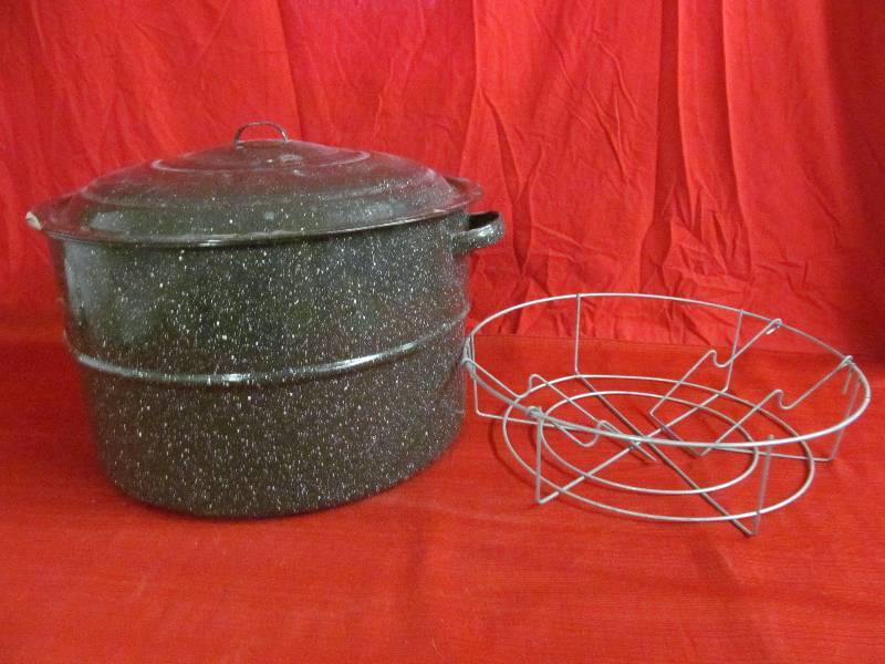lot 40 image: canner 1