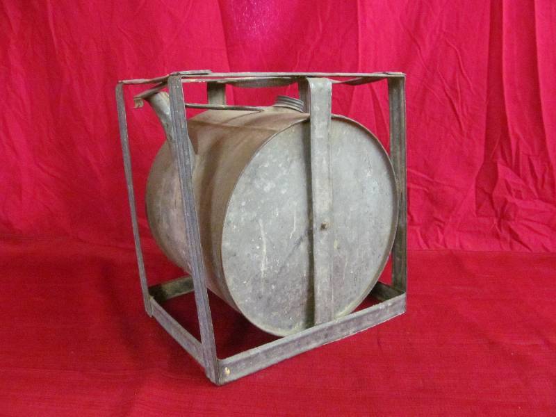 lot 78 image: vintage can