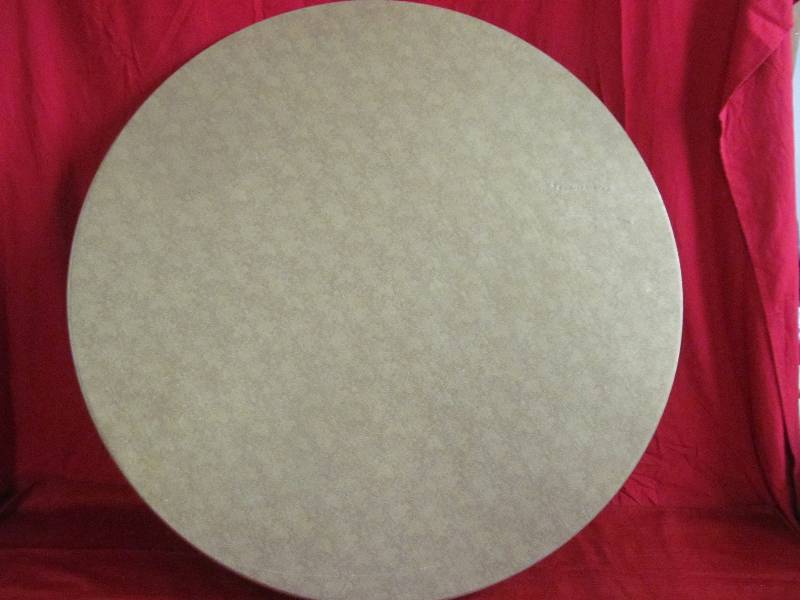 lot 90 image: Cosco folding table