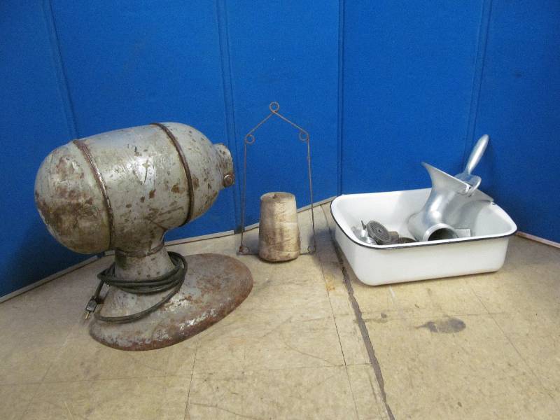 lot 96 image: vintage meat grinder