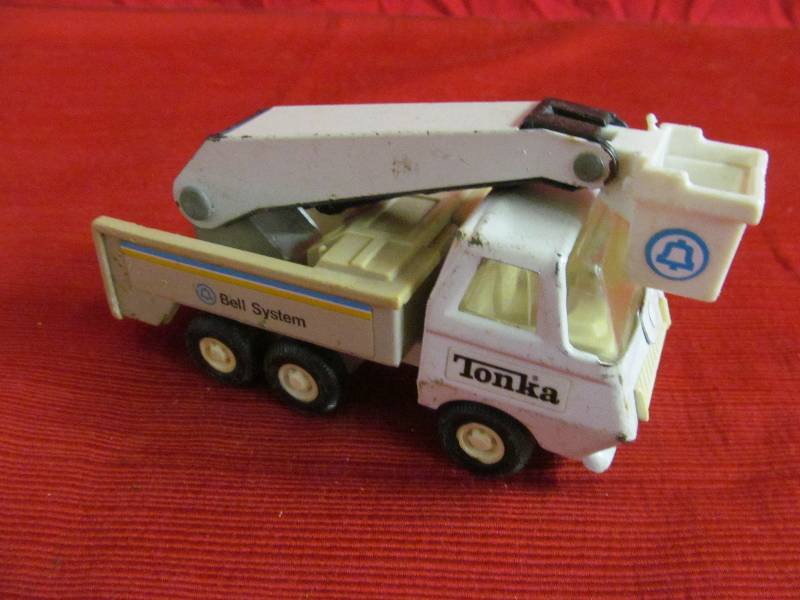 lot 157 image: Tonka Truck