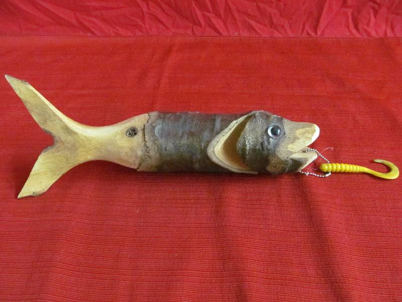 lot 177 image: carved fish