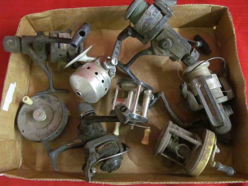 lot 180 image: fishing reels
