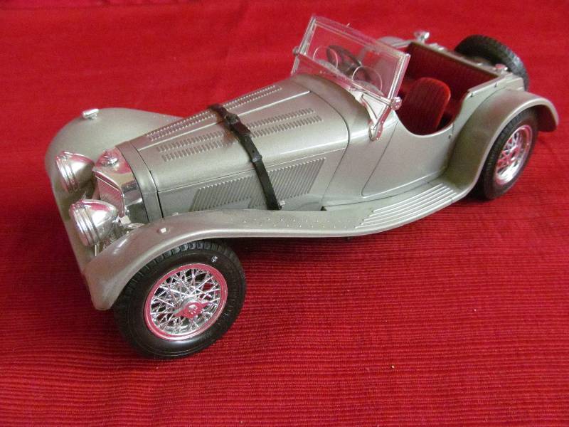 lot 188 image: 1937 Jaguar SS 100