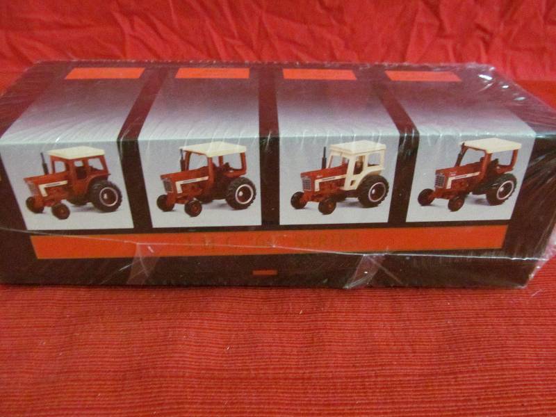 lot 191 image: IHC tractor