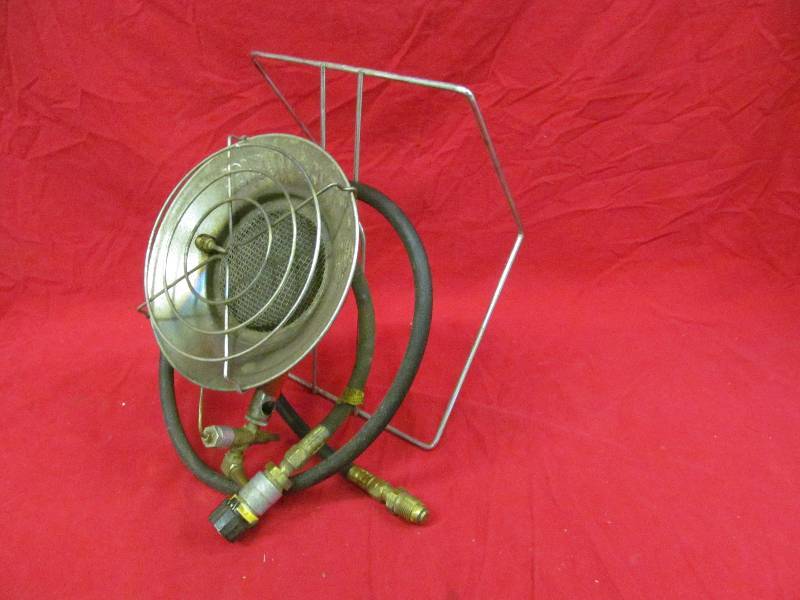 lot 232 image: Mr. Heater