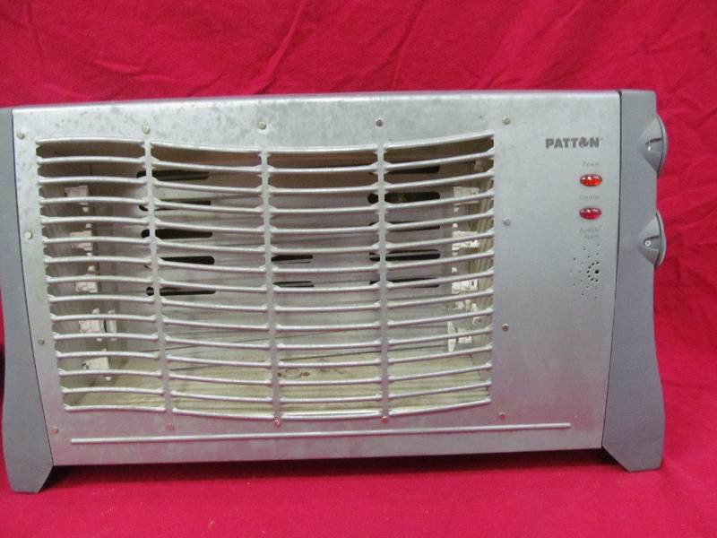 lot 241 image: Patton space heater