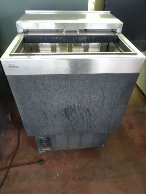 lot 20 image: Glass Tender Model MF24-B2 Beer