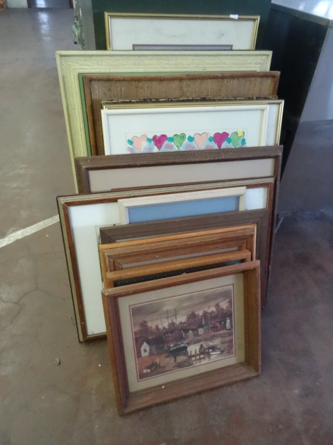 lot 22 image: 16 Misc Prints