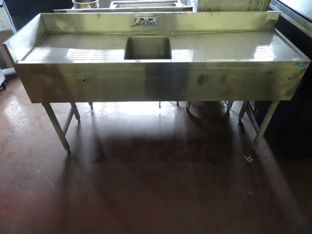 lot 27 image: Bar Glass Washing Sink