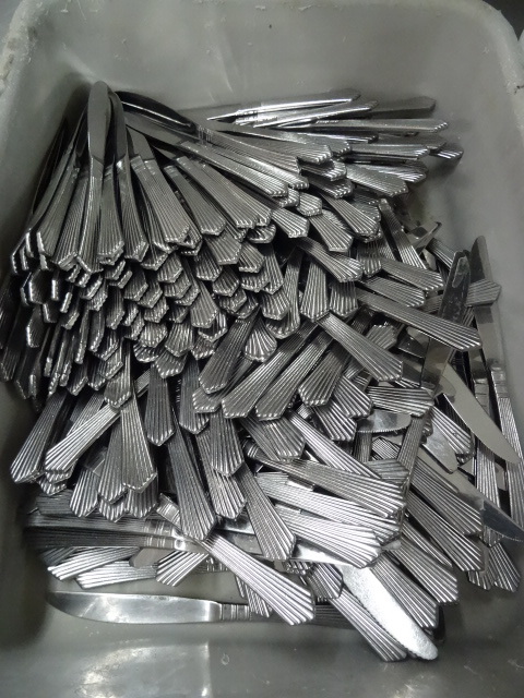 lot 57 image: 24 Dozen Table Knives