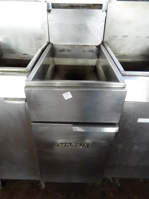 lot 82 image: Imperial Natural Gas Deep Fryer