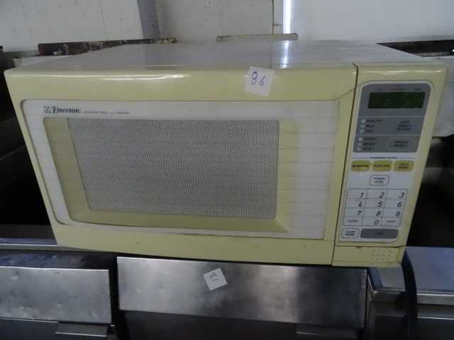 lot 86 image: Emerson Model MW8106W Microwave